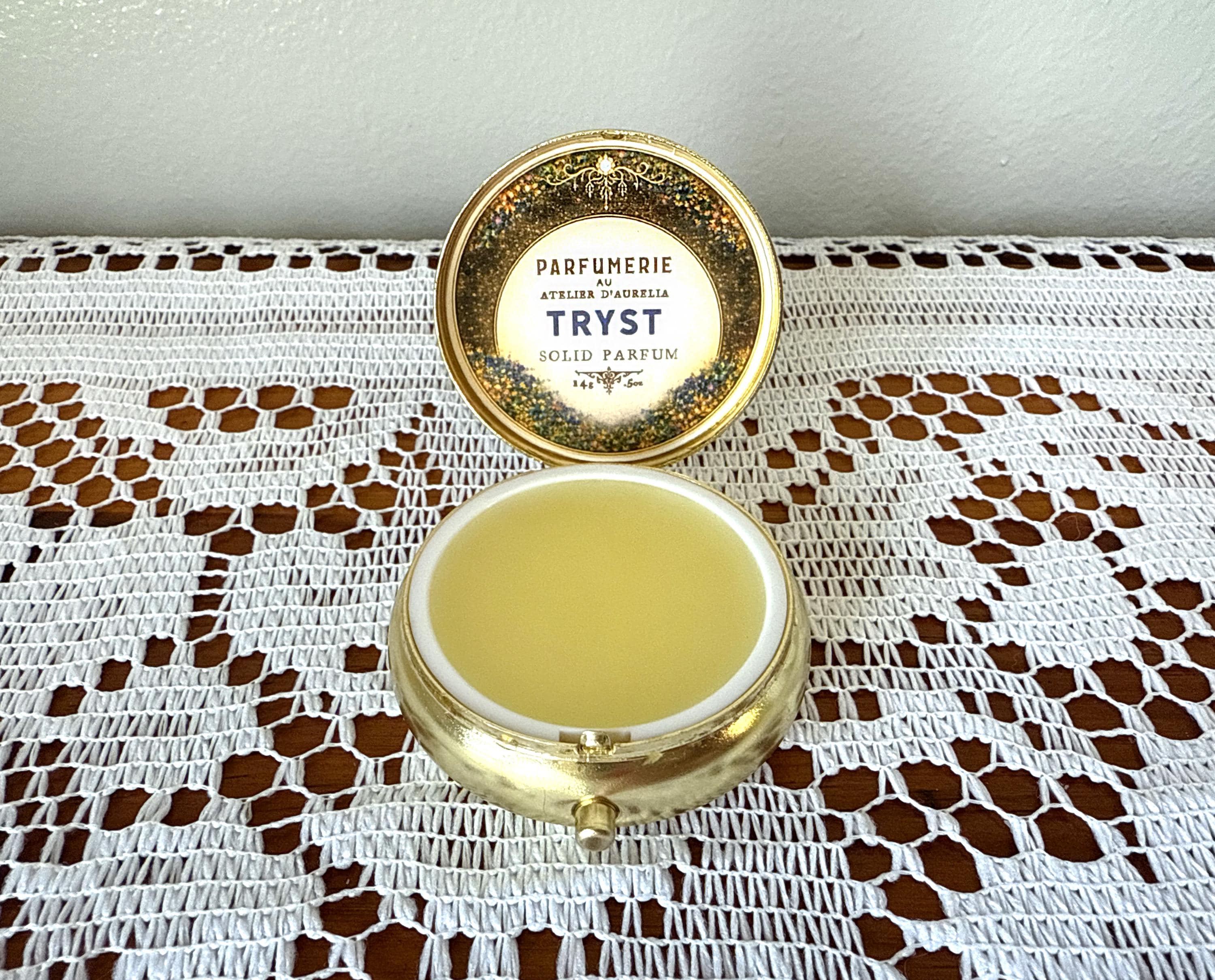 Tryst by aurelia 14g Large Gold Solid Perfume (Solid Parfum Extrait)
